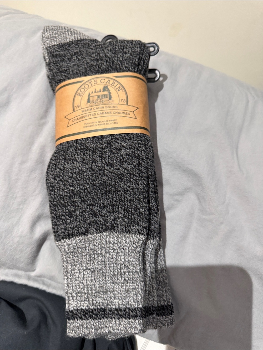 Roots Men’s Cabin Socks in Charcoal and Light Gray